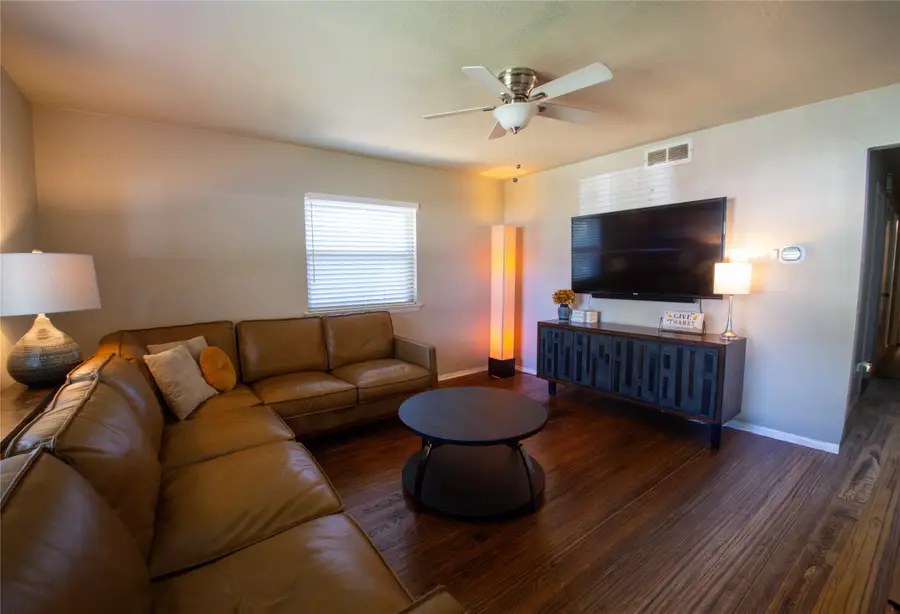 1217 Danville Drive, Richardson, TX 75080 - Image #2