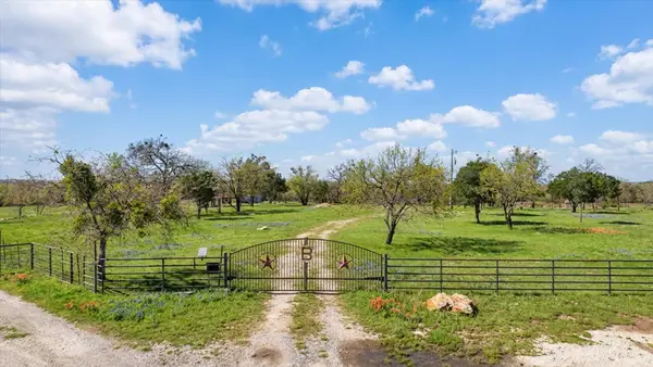 1303 Private Road 1485, Hico, TX 76457