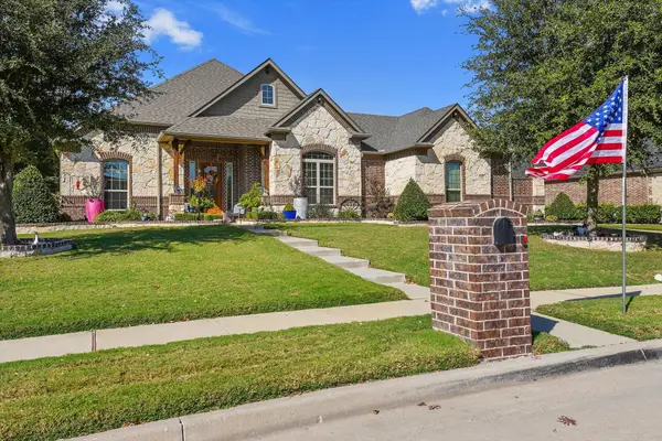 237 Katy Lake Drive, Waxahachie, TX 75165