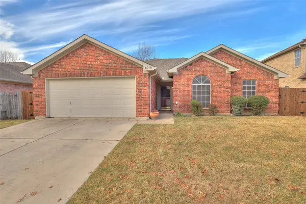 6018 Flat Wood Lane, Arlington, TX 76018