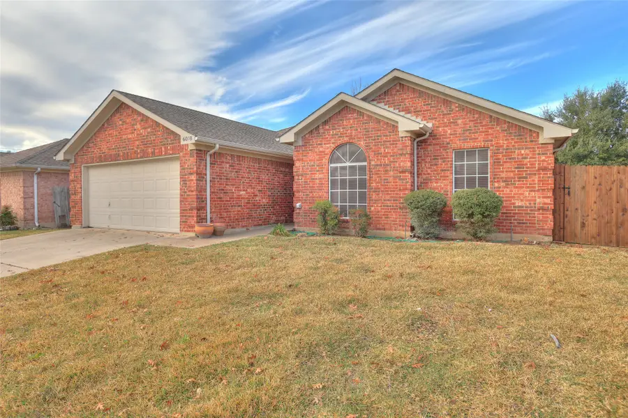 6018 Flat Wood Lane, Arlington, TX 76018 - Image #2