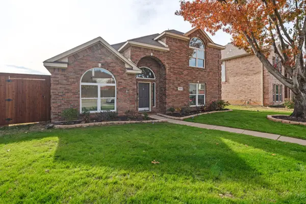 1060 Jennifer Place, Lewisville, TX 75077