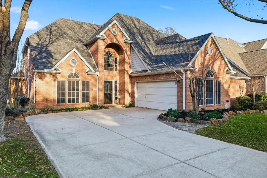 3332 Furlong Drive E, Flower Mound, TX 75022 - Image #2