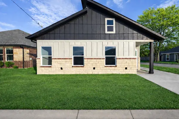 2225 College, Greenville, TX 75401