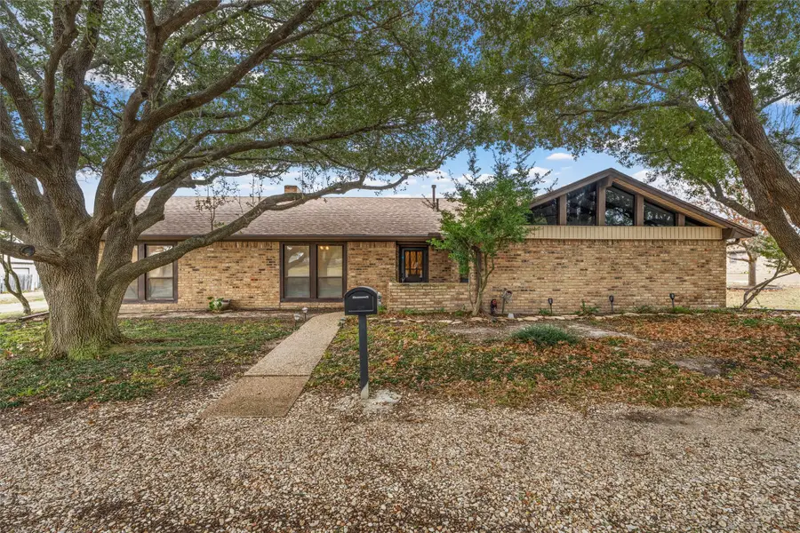 1604 Sunset Drive, Robinson, TX 76706 - Image #2