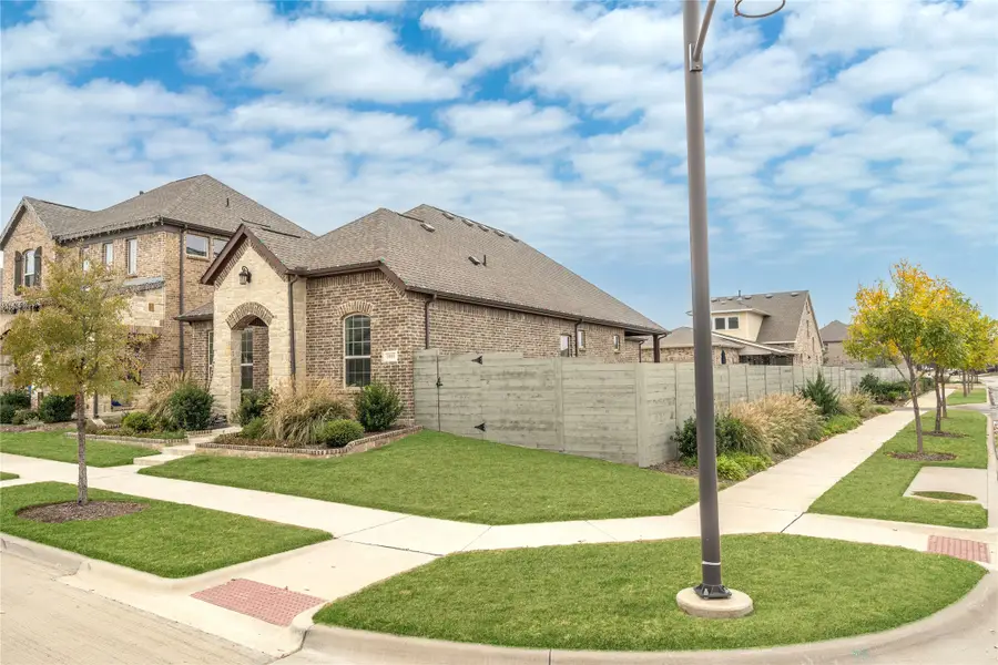 1000 Lamp Post Lane, Argyle, TX 76226 - Image #3