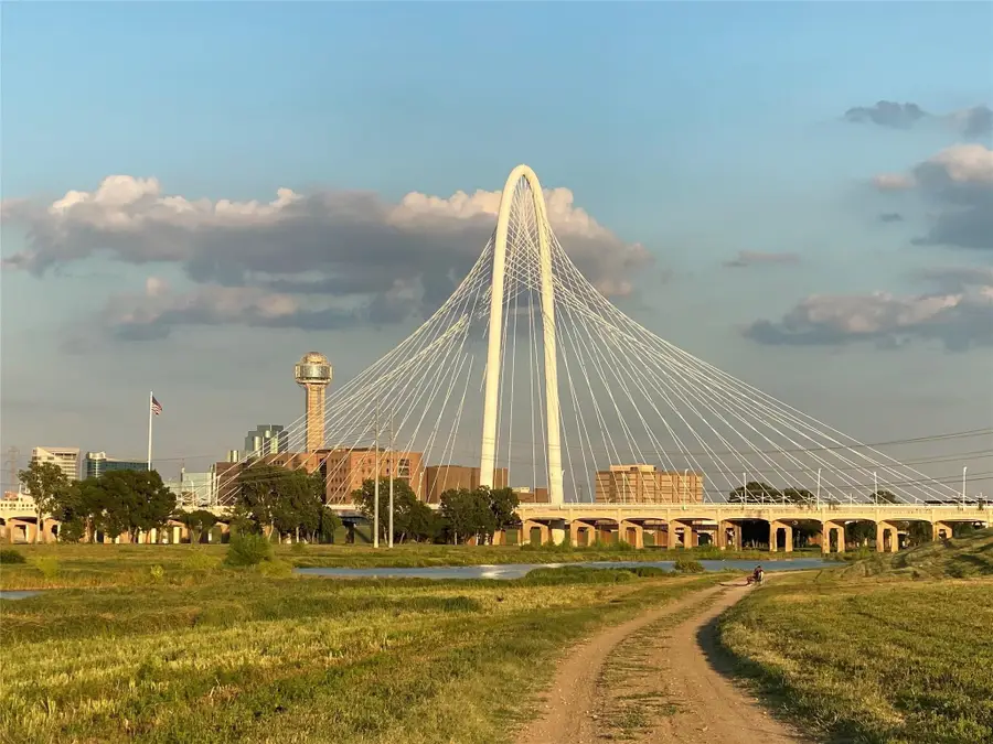 1333 Amos Street, Dallas, TX 75212 - Image #2