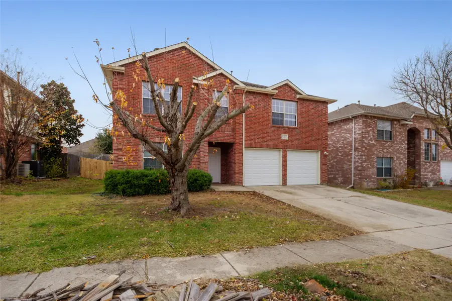 8413 Southern Prairie Drive, Fort Worth, TX 76123 - Image #2
