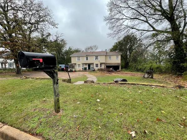 1512 Crescent Drive, Tyler, TX 75702