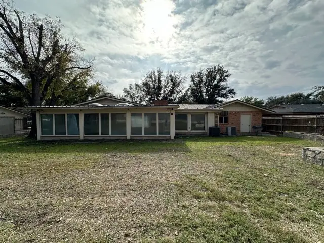 107 Manor Street, Sonora, TX 76950 - Image #2