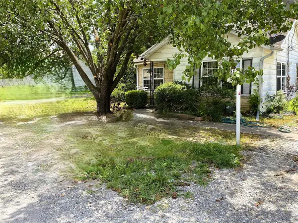 815/811/817 W 12th Street #815, Bonham, TX 75418