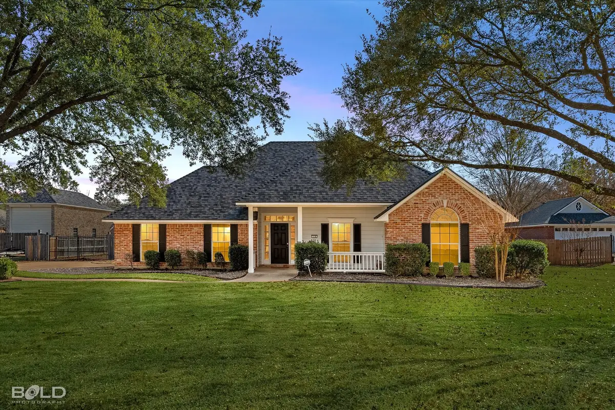 218 Ridgefield Drive, Bossier City, LA 71111 - Image #1