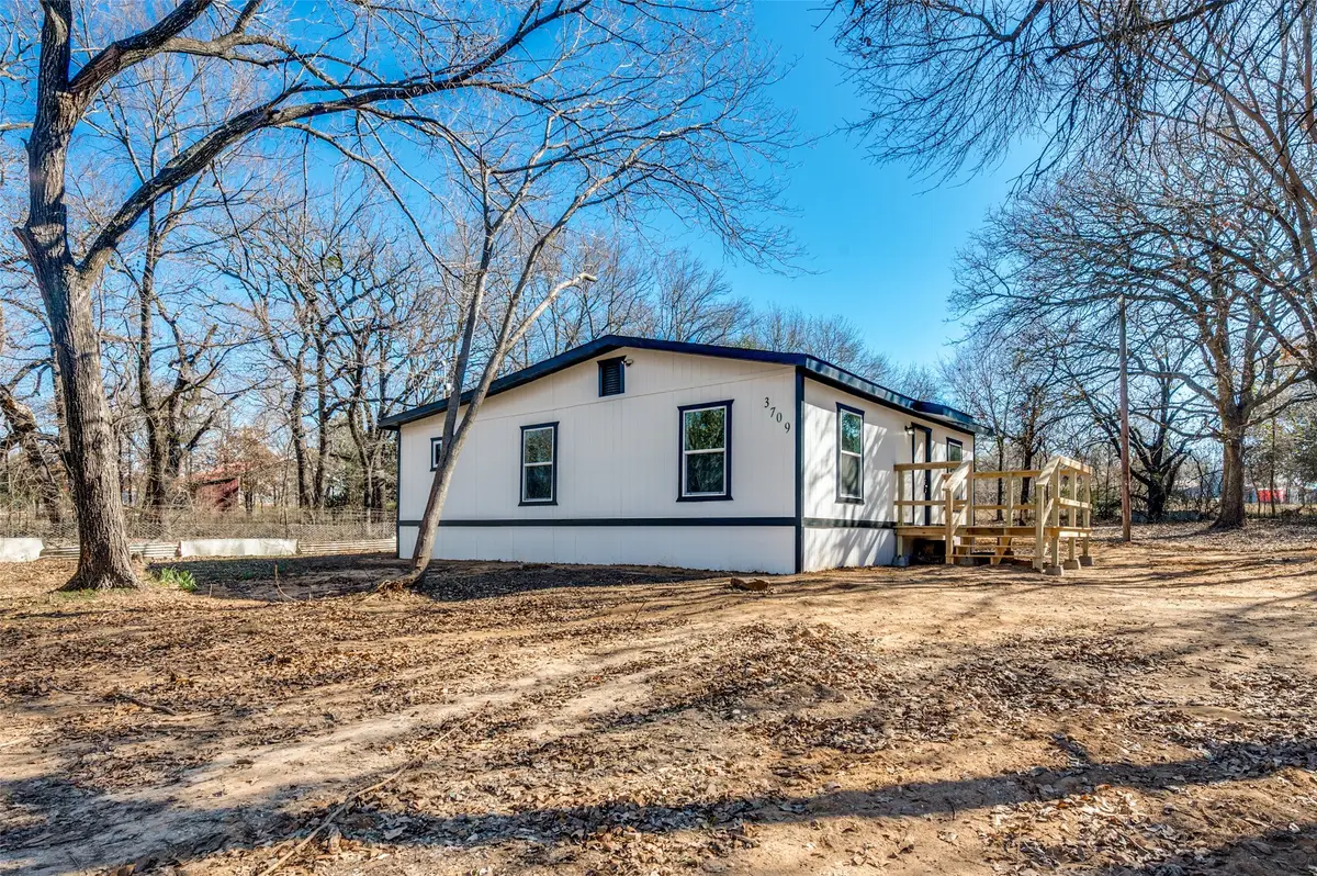 3709 County Road 401b, Alvarado, TX 76009 - Image #1