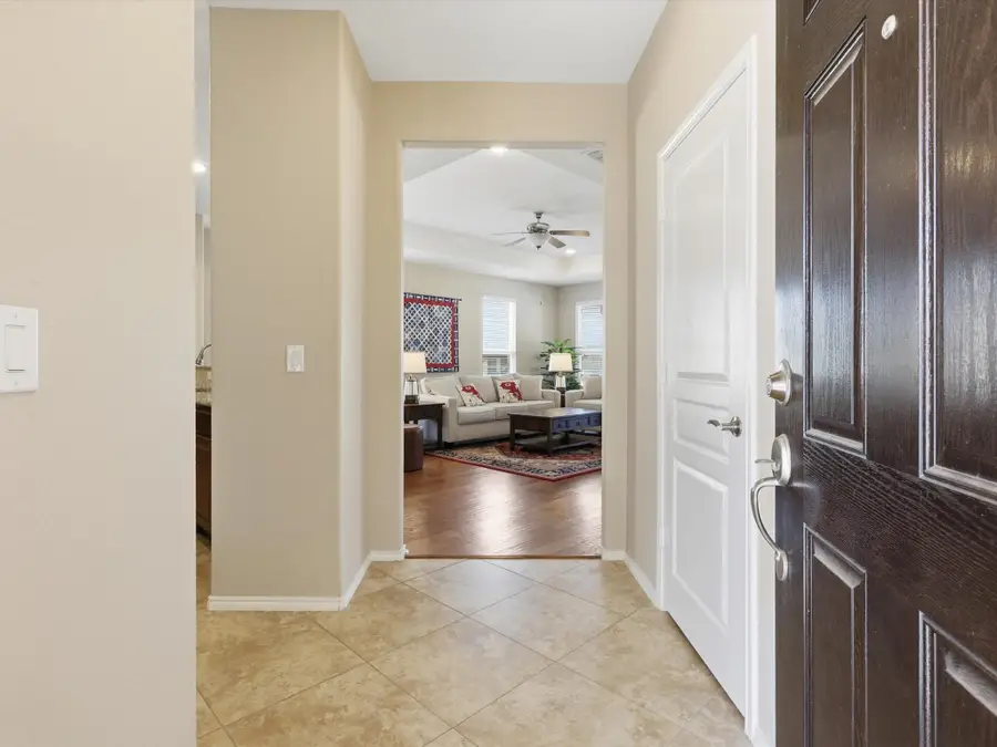 7034 Deacon Drive, Frisco, TX 75036 - Image #3