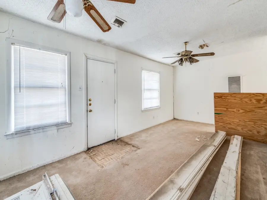 1109 Roosevelt Street, Arlington, TX 76011 - Image #2