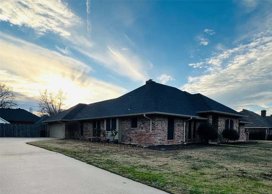 1925 N Collegiate Drive, Paris, TX 75462 - Image #3