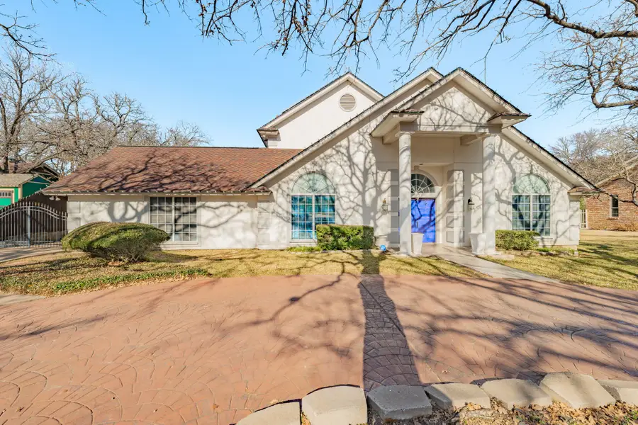 107 Sandra Palmer Street, Stephenville, TX 76401 - Image #2