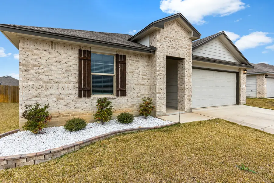 7201 Llano Drive, China Spring, TX 76633 - Image #2