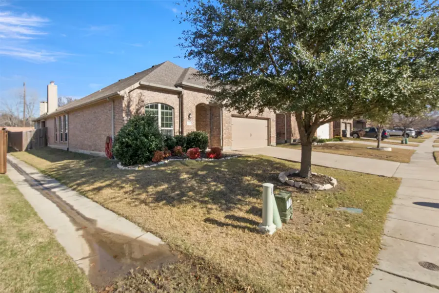 5424 Grove Cove Drive, McKinney, TX 75071 - Image #2