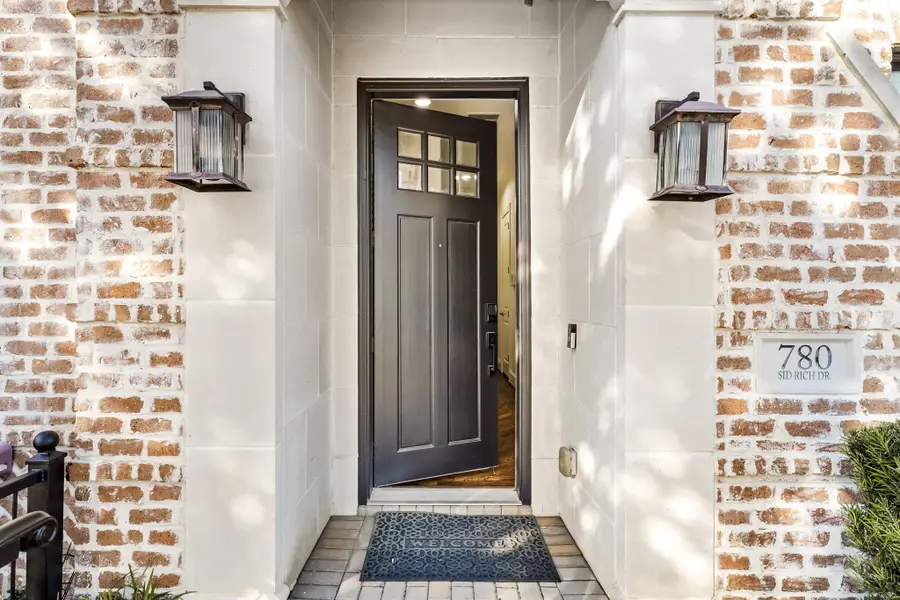 780 Sid Rich Drive, Irving, TX 75039 - Image #3
