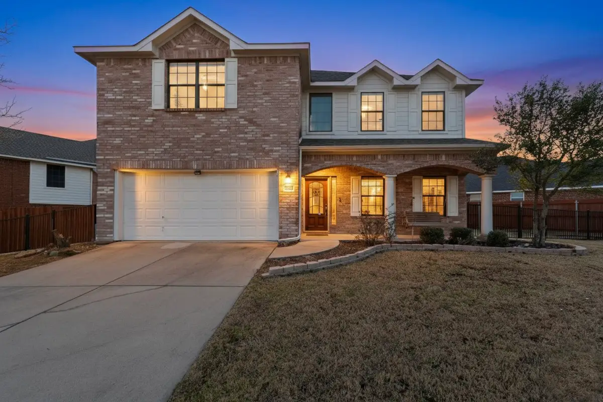 3010 Greenway Drive, Burleson, TX 76028 - Image #1