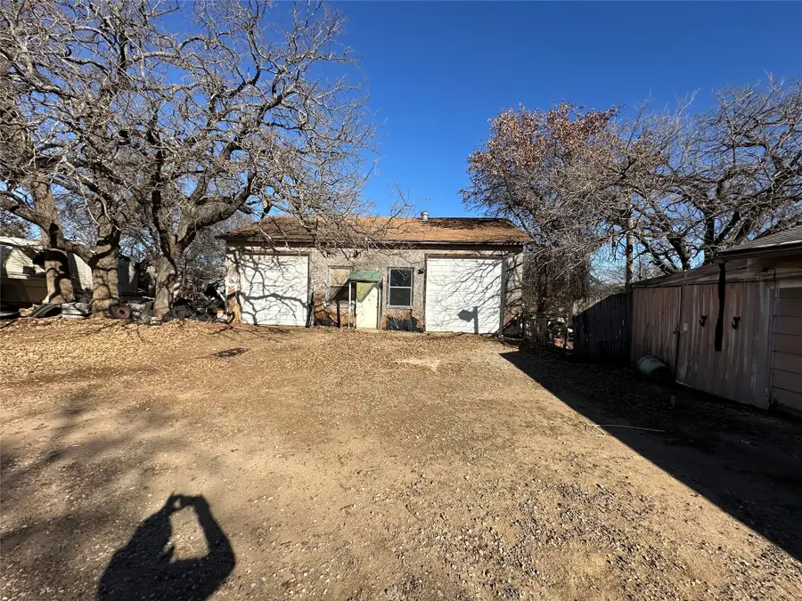 3205 Ben Street, Burleson, TX 76028 - Image #2