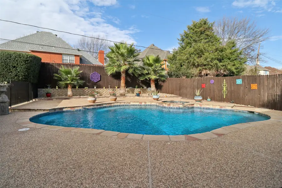 4212 Old Dominion Drive, Arlington, TX 76016 - Image #2