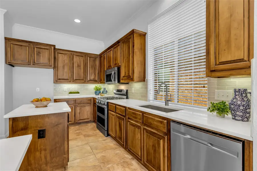 1140 Wilson Drive, Lantana, TX 76226 - Image #3