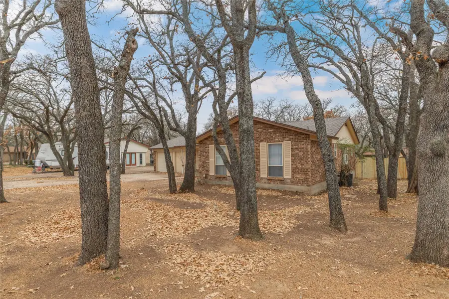 499 Oakwood Drive, Eastland, TX 76448 - Image #2