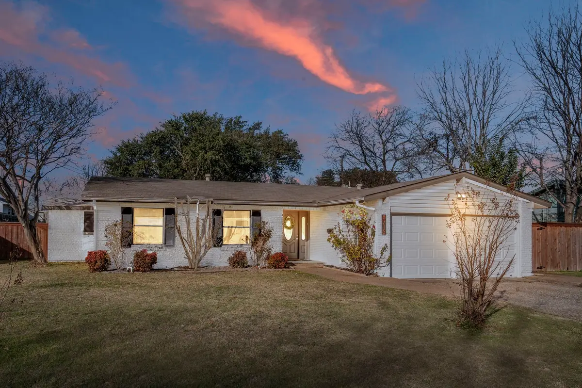 8715 Kingspoint Drive, Dallas, TX 75238 - Image #1
