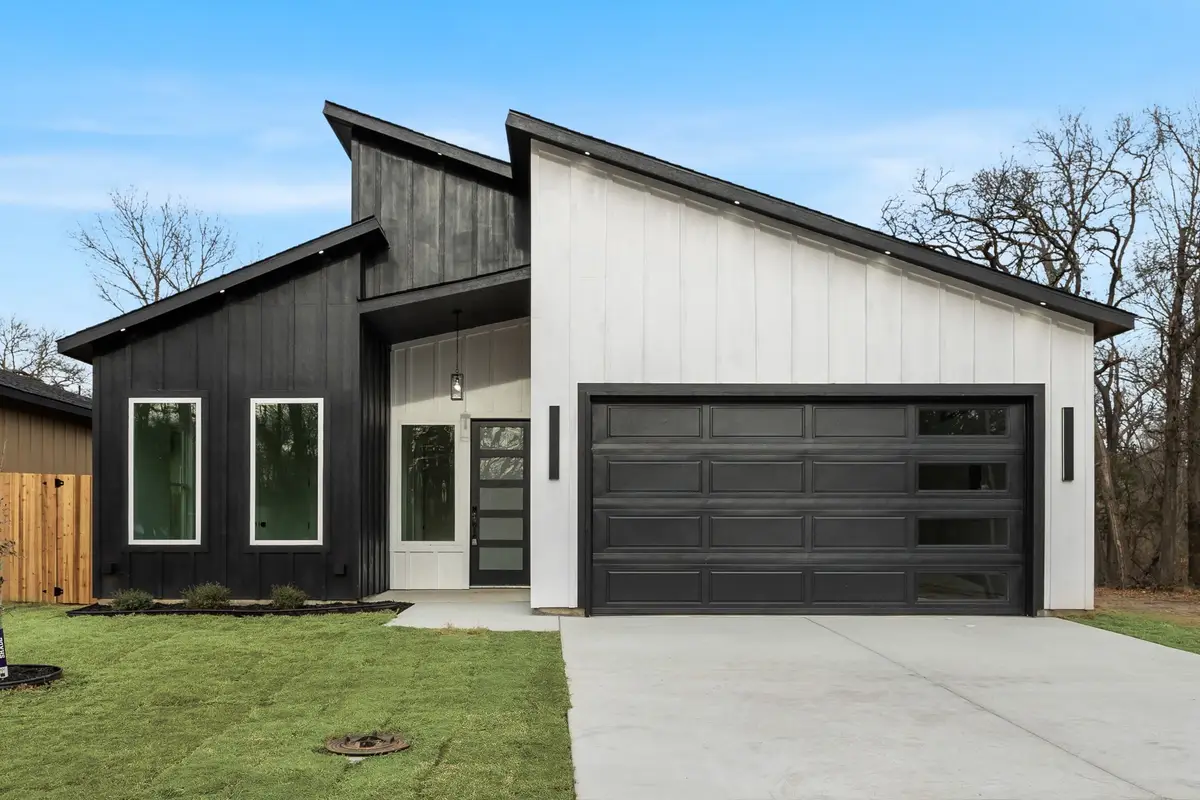 2153 Echo Lake Drive, Dallas, TX 75253 - Image #1