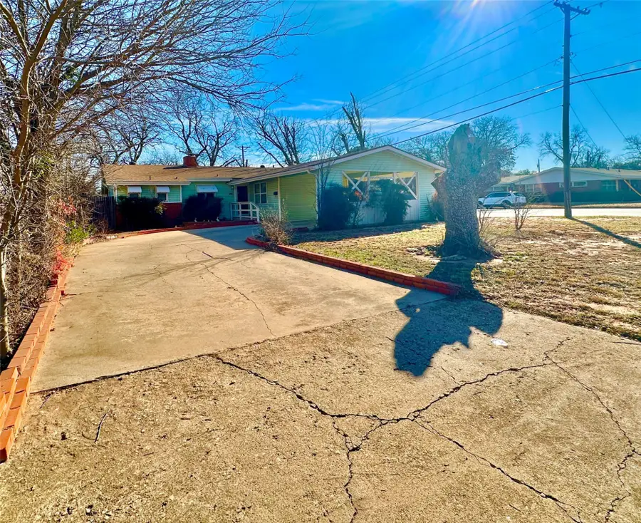 1361 S Pioneer Drive, Abilene, TX 79605 - Image #3