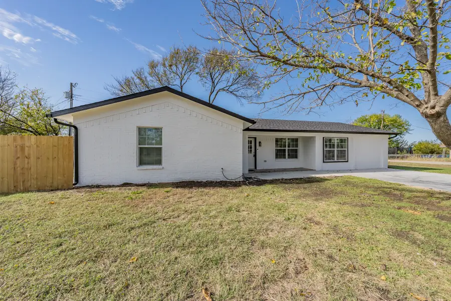207 N Hickory Street, Venus, TX 76084 - Image #3