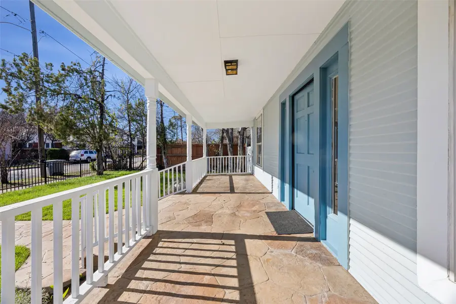 915 Centre Street, Dallas, TX 75208 - Image #3