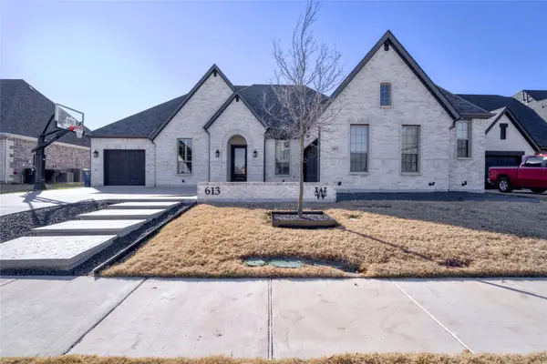 613 Singing Water Drive, Rockwall, TX 75087