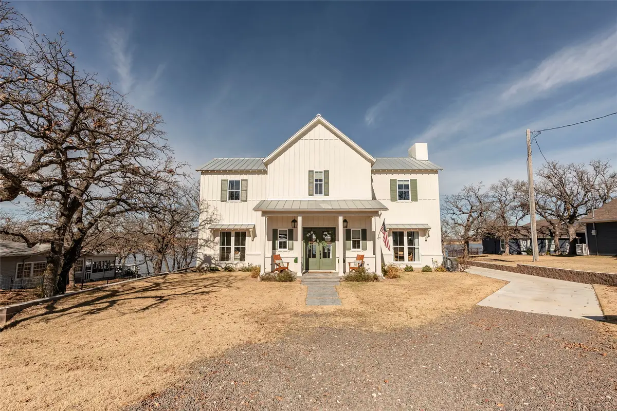 1061 Tradewinds Road, Nocona, TX 76255 - Image #1