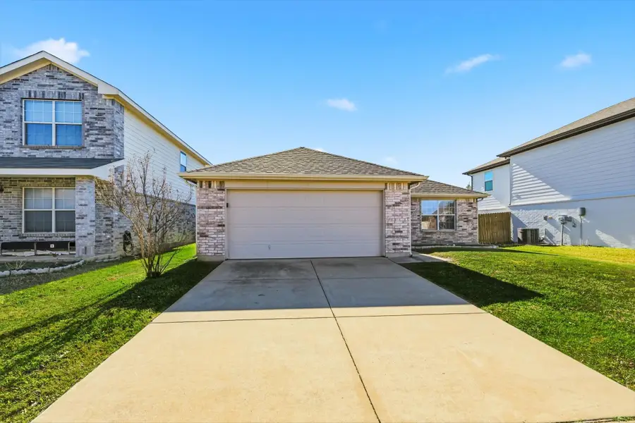 2112 Valley Forge Trail, Fort Worth, TX 76177 - Image #2