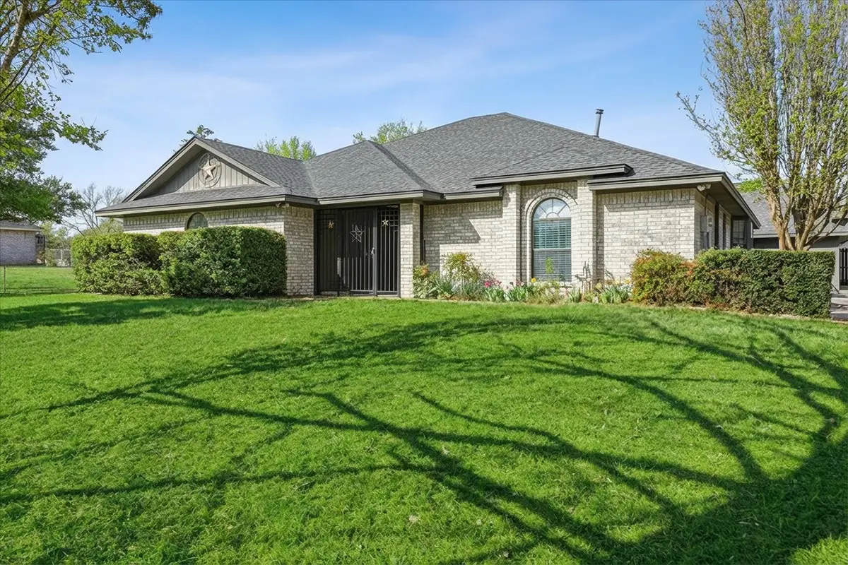 1815 Dicey Road, Weatherford, TX 76085 - Image #1