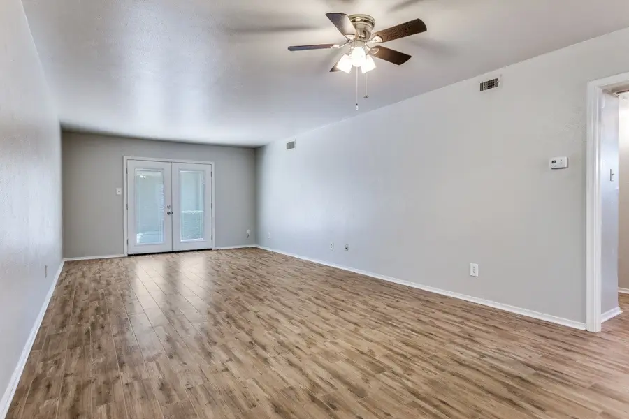 4022 Ridglea Country Club Drive #608, Fort Worth, TX 76126 - Image #3