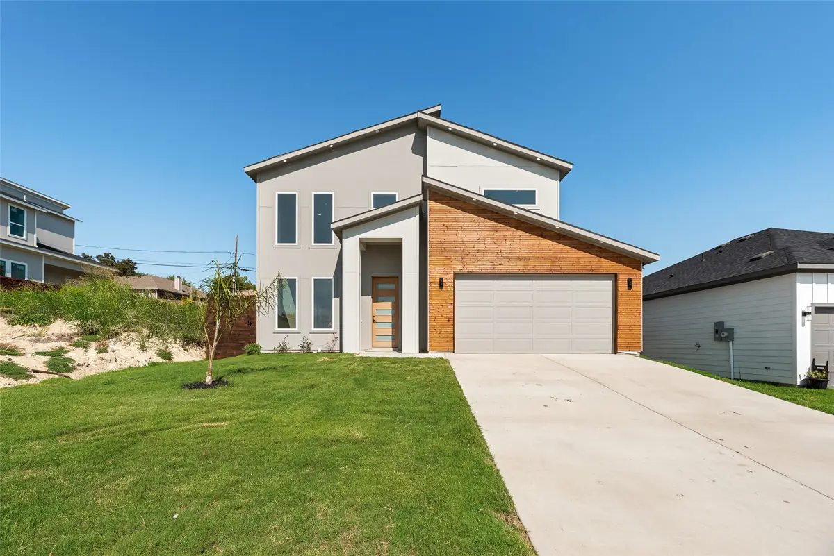 6046 Plum Dale Road, Dallas, TX 75241 - Image #1