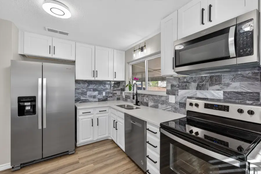 1845 Chisolm Trail, Lewisville, TX 75077 - Image #2