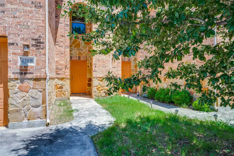 430 Woodgrove Drive, Little Elm, TX 75068 - Image #3