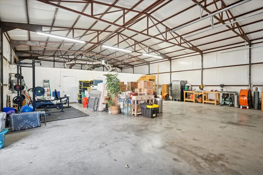 437 S 1st Street, Krum, TX 76249 - Image #2