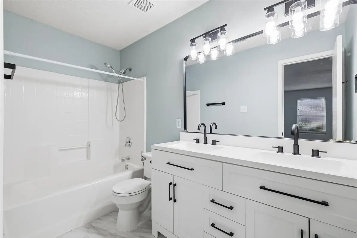 8405 Seven Oaks Lane, Denton, TX 76210 - Image #1