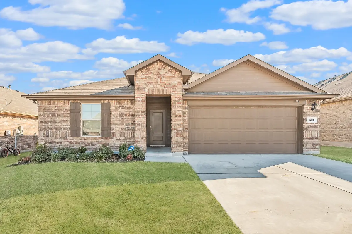 508 W Bronze Circle, Springtown, TX 76082 - Image #1
