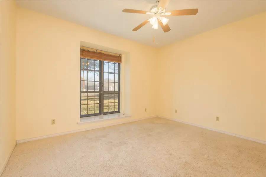 3906 Castle Drive, Rowlett, TX 75089 - Image #3
