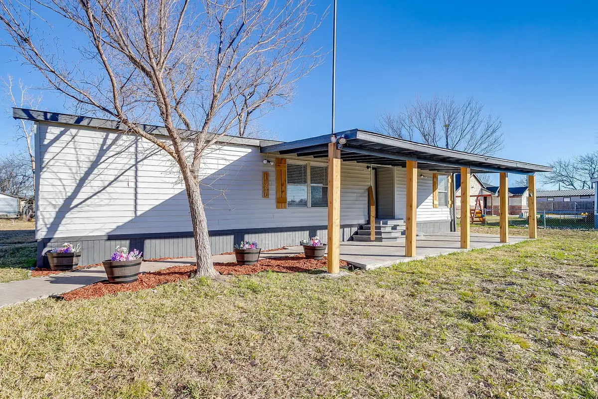 1320 Pete Drive, Willow Park, TX 76008 - Image #1