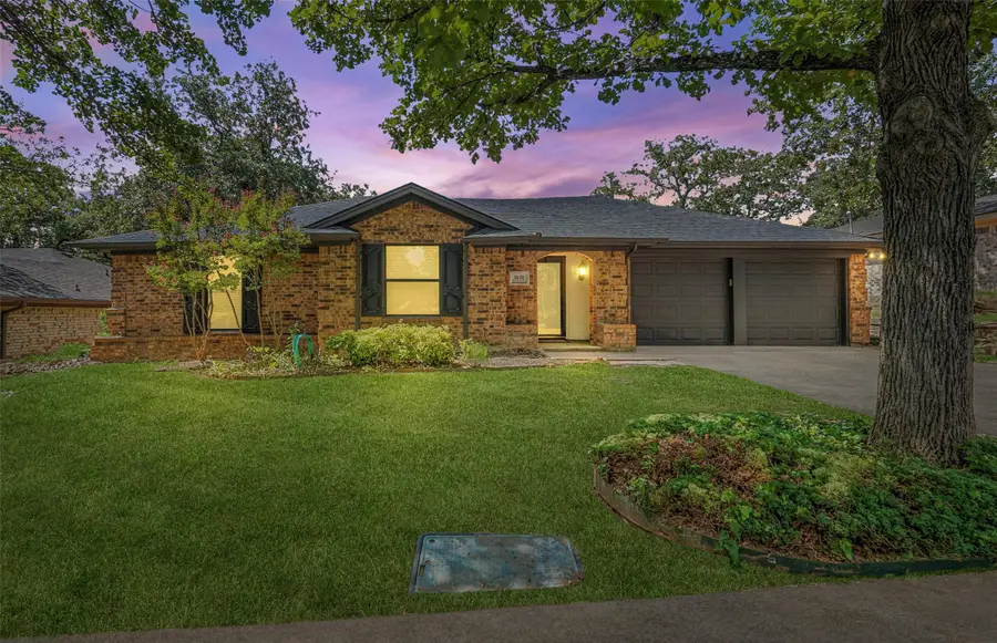 1630 Post Oak Drive, Bedford, TX 76021 - Image #2