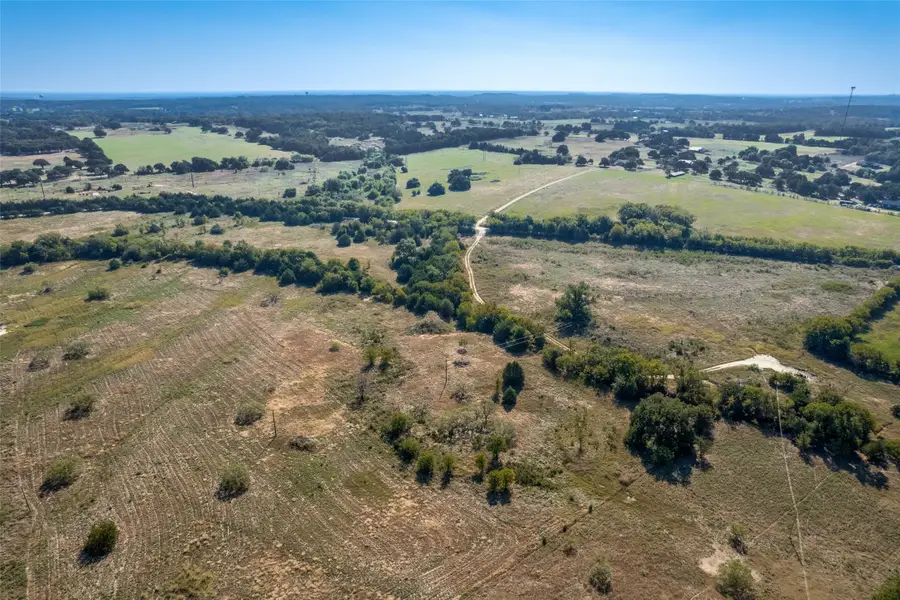 1879 Cr 151, Gainesville, TX 76240 - Image #3