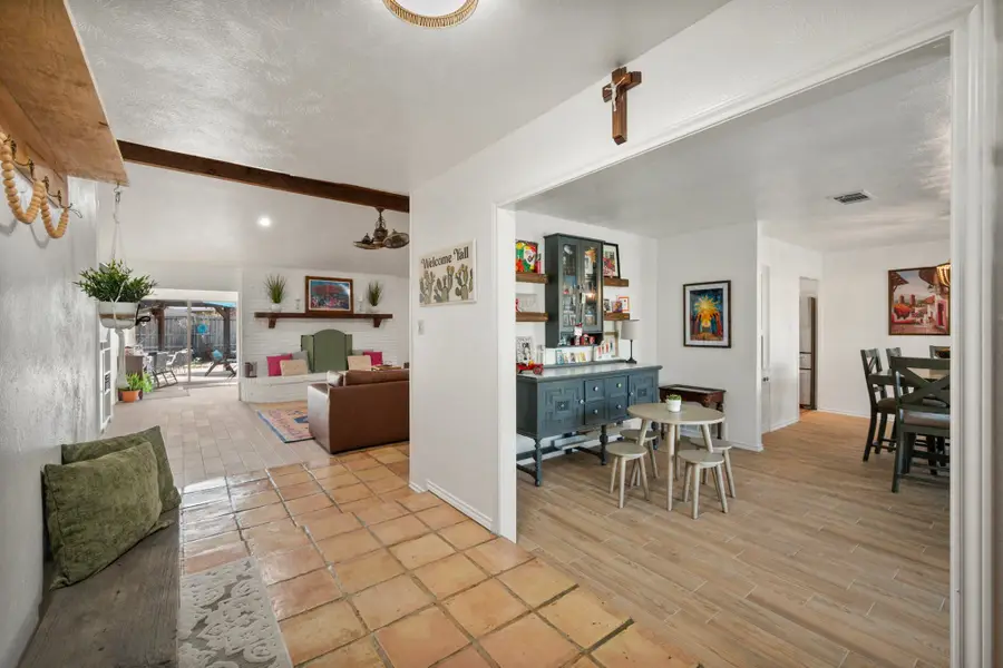 4508 Hillside Drive, Arlington, TX 76013 - Image #3